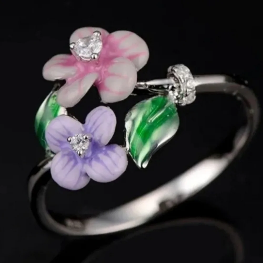 Ladies Elegant S925 Silver Floral Ring